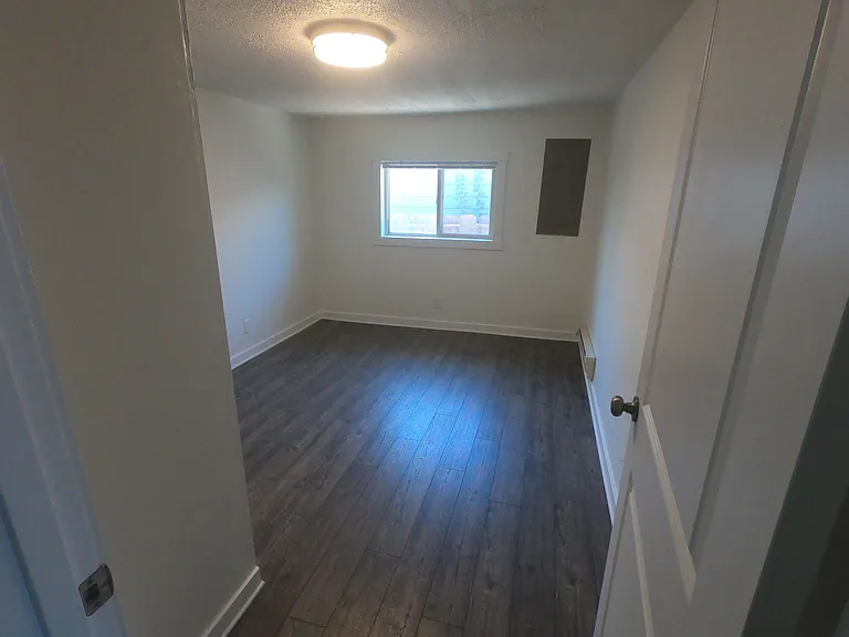412 W 14th Ave — Photo 11
