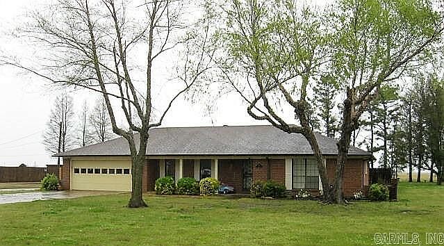 1st image of 118 N Ramblewood Dr