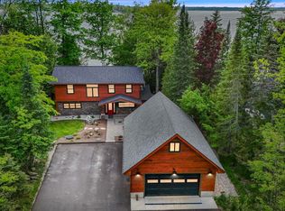 14062 Fairmont Dr, Rapid City, MI 49676