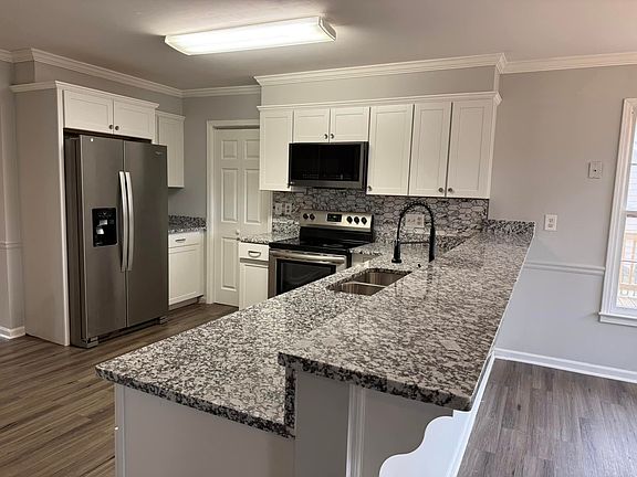 5th image of 3631 Stillwood Dr