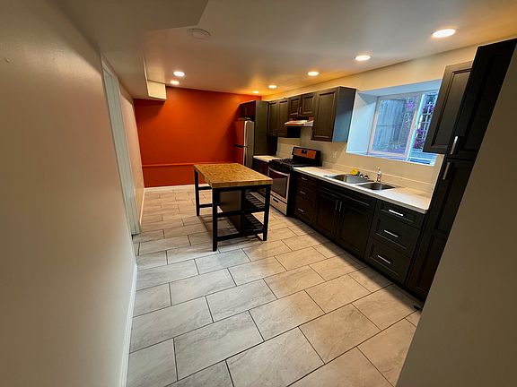 5th image of 1045 65th St #2