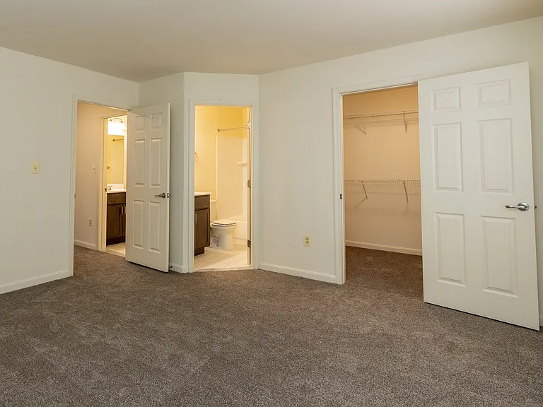 Carlson Woods Townhomes — Photo 16
