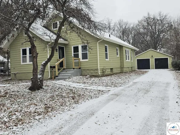 605 E Grandriver St, Clinton, MO 64735