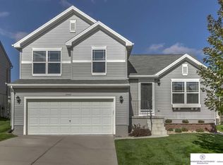 14460 Knudsen St, Bennington, NE 68007
