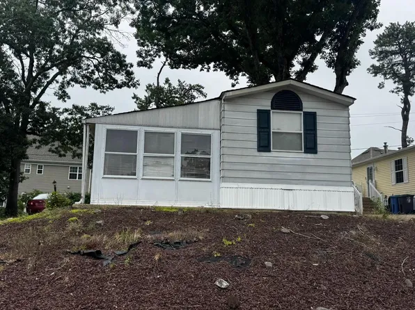 100 Roberts Rd, Toms River, NJ 08755