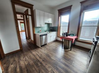 2404 W Superior St APT 2E, Chicago, IL 60612