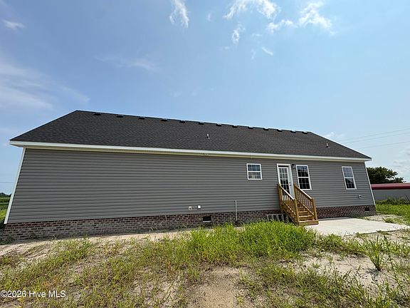 4th image of 615 Meadstown Road