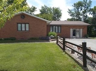 913 W Main St, Ramsey, IL 62080