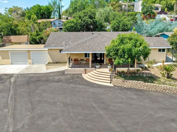 1739 Montgomery Dr, Vista, CA 92084