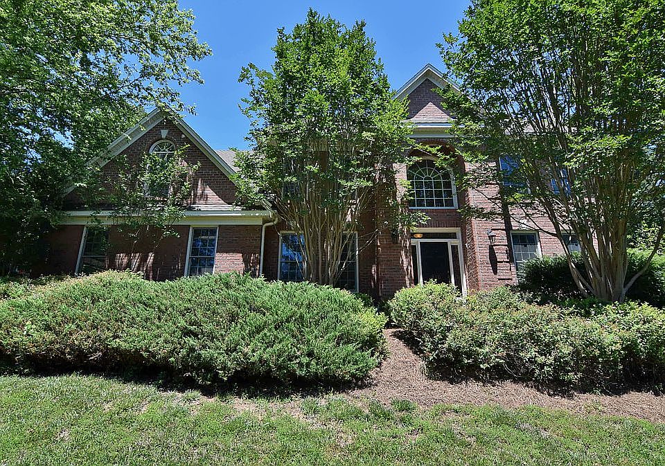 2nd image of 816 James Doak Pkwy