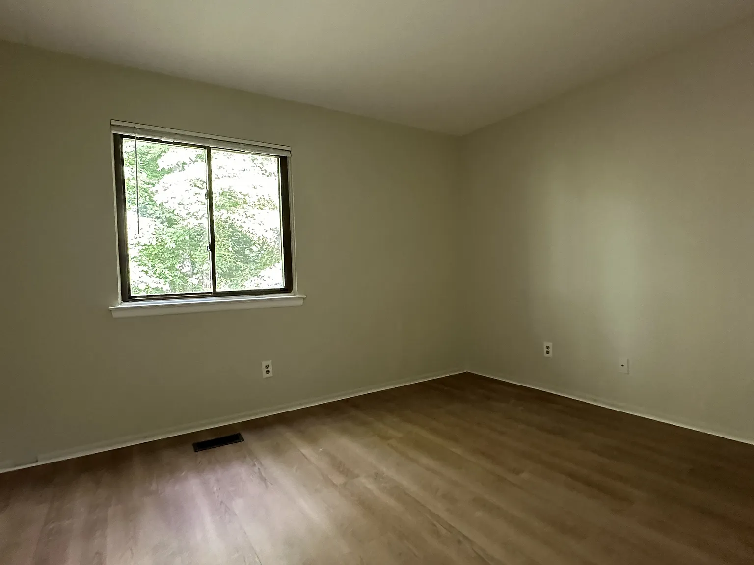 1511 Woodhollow Drive - 1 — Photo 4