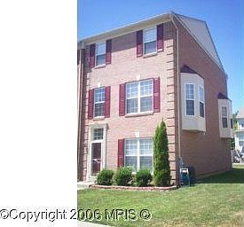 Exterior/House