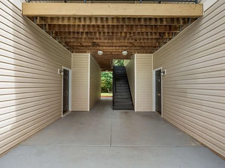 Beulah Park Apartments — Photo 12