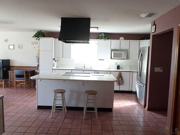 5th image of 14 Banton Ln