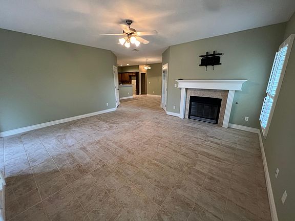 3rd image of 1800 NW 157th St