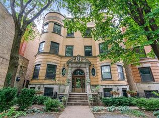 4028 N Sheridan Rd #2, Chicago, IL 60613