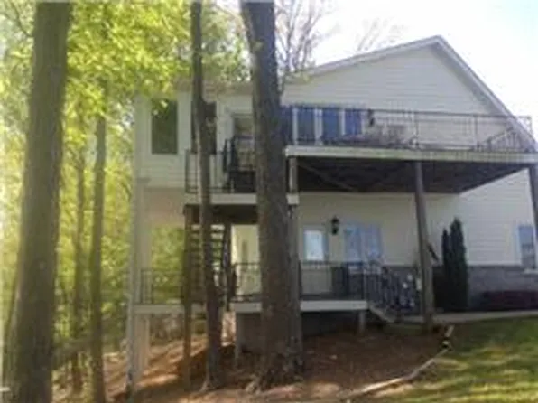 804 Bluff Dr, Winchester, TN 37398