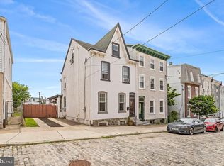 163 Hermitage St, Philadelphia, PA 19127