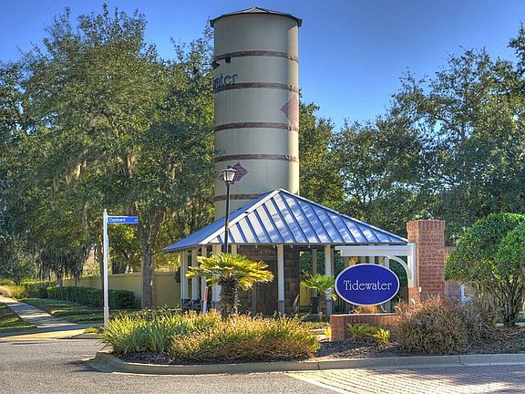 Tidewater Community Entrance