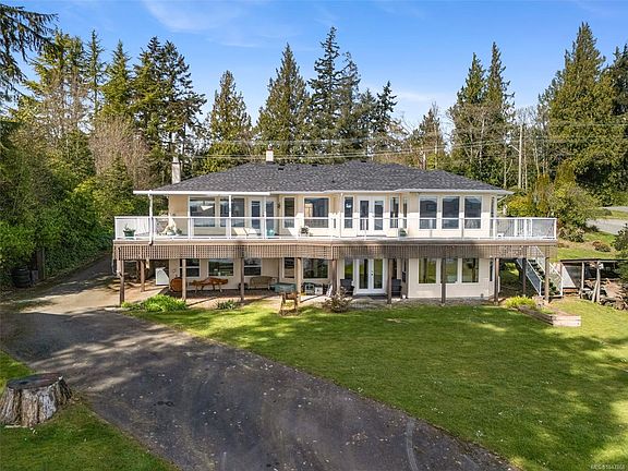4th image of 5991 Sooke Rd
