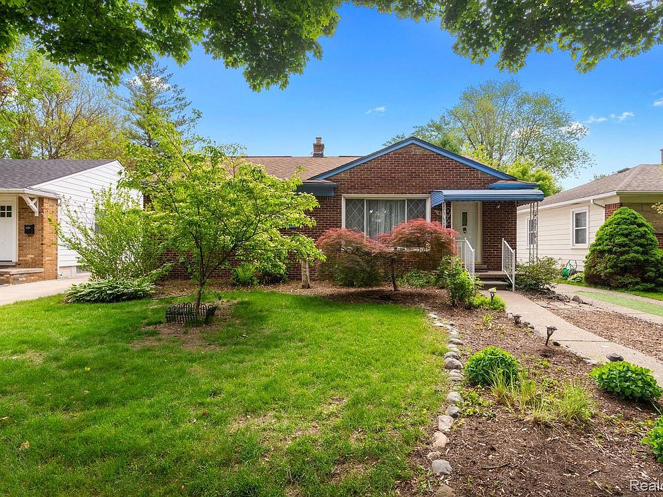 1st image of 630 Symes Ave