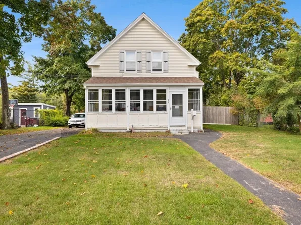 23 Elm St, Middleboro, MA 02346