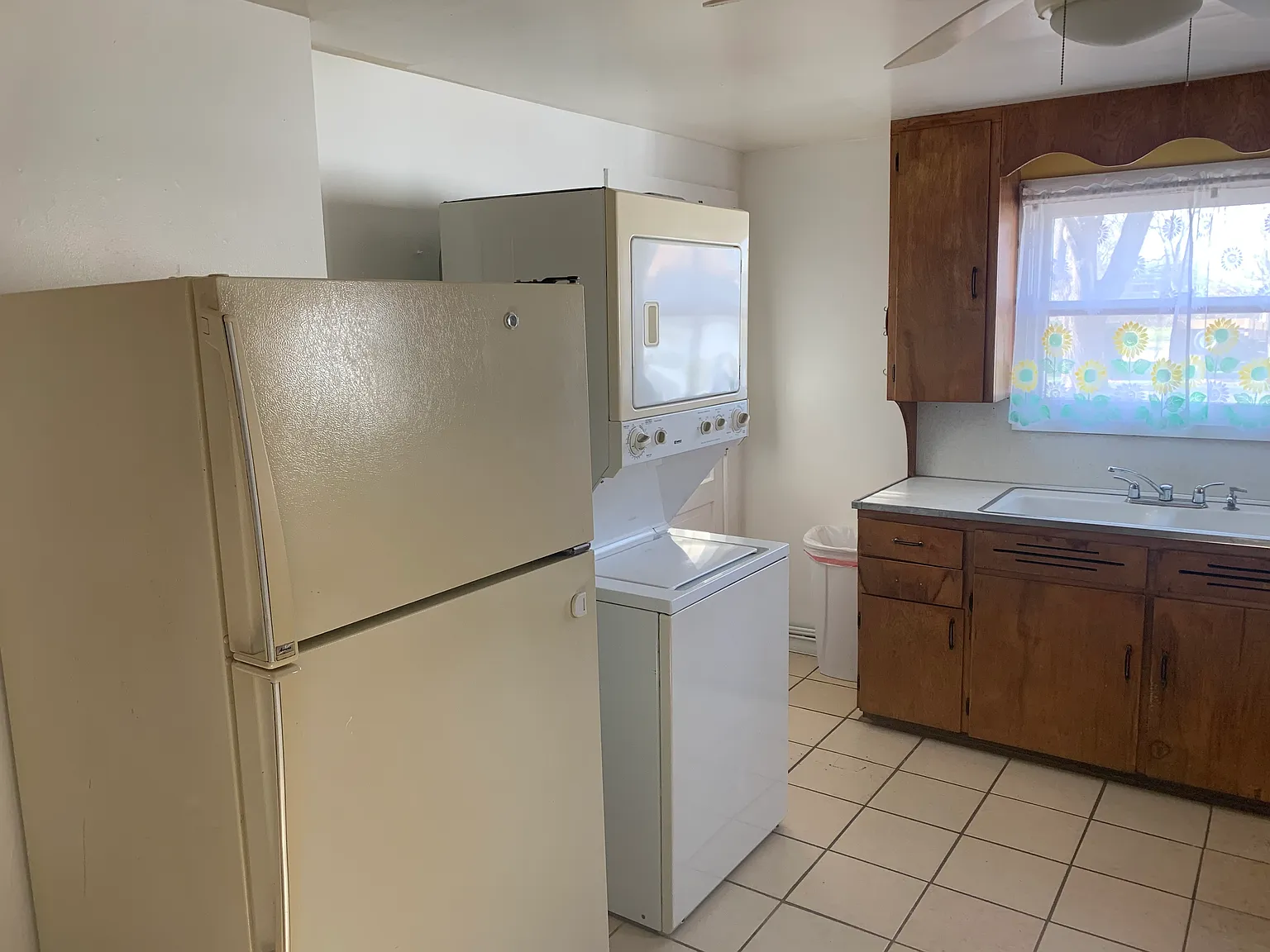 Clark 3 UNIT — Photo 2