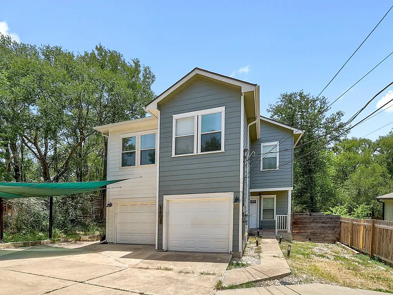 4803 Pecan Springs Rd #B — Photo 2