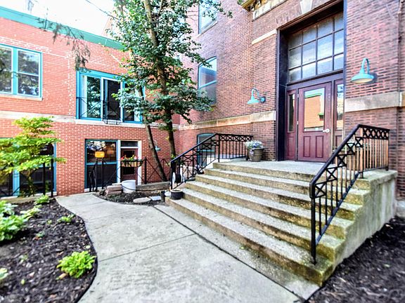 2nd image of 4745 N Ravenswood Ave APT 404