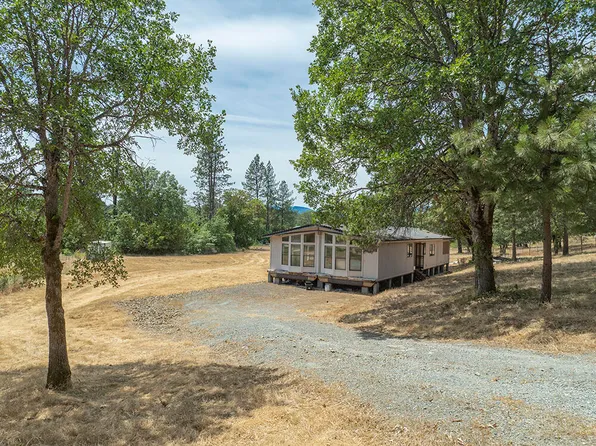 5478 Monument Dr, Grants Pass, OR 97526