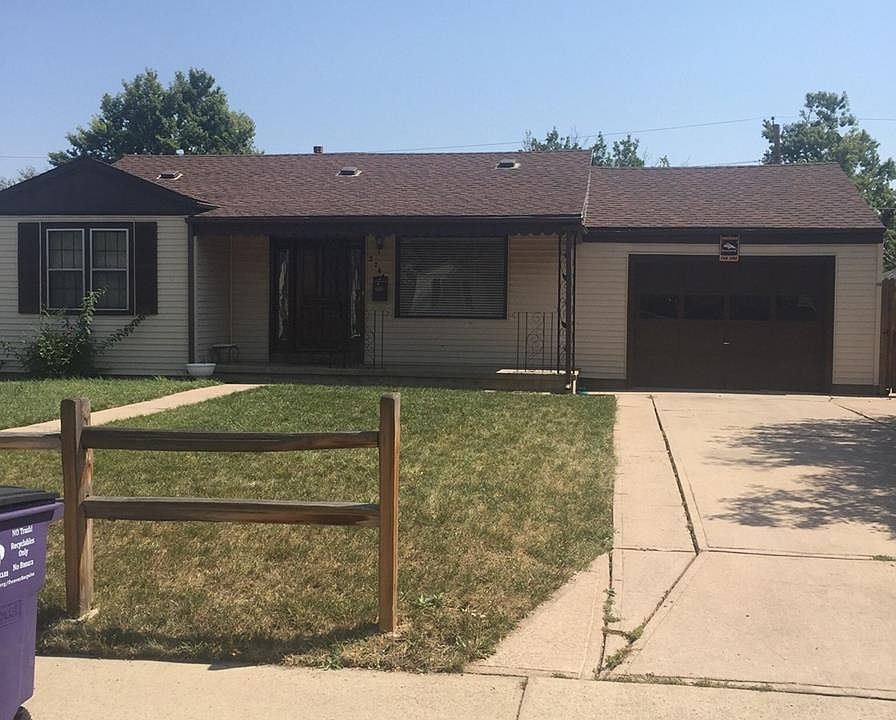 1st image of 2744 S Hooker St