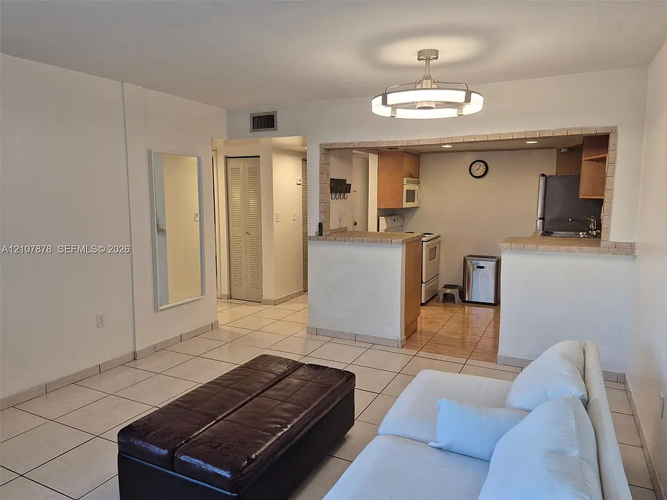605 NW 72nd Ave #407