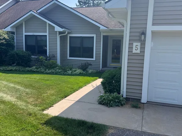 5 Red Fox Trl, Marquette, MI 49855