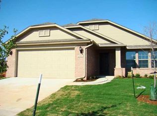 2901 Fawn Lily Rd, Oklahoma City, OK 73018