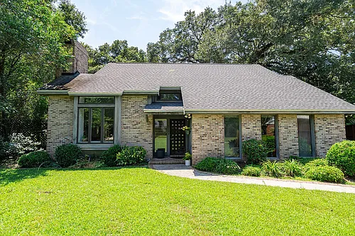3724 Longchamp Cir Photo 1