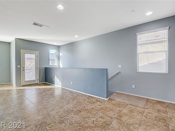 4th image of 4523 Townwall St