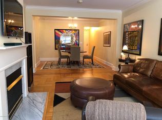 25 W Elm St APT 22, Greenwich, CT 06830