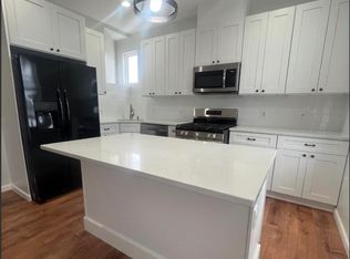 262 Maple St #2F, Secaucus, NJ 07094