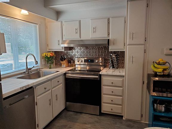 5th image of 2021 Mahan Ave Space B6