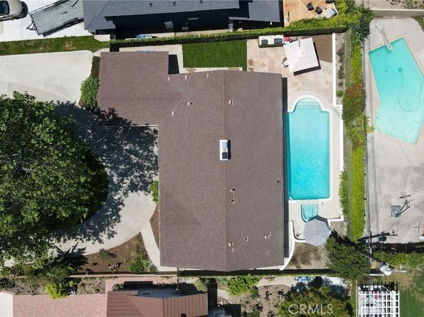 1111 W Sharon Rd, Santa Ana, CA 92706
