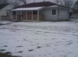 1557 River Dr N, Hammond, IN 46324