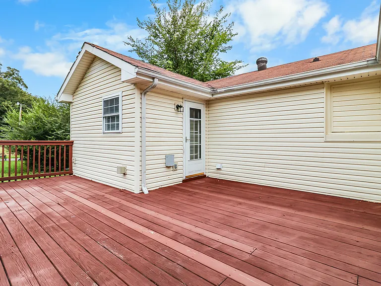 2724 Ann Dr — Photo 26