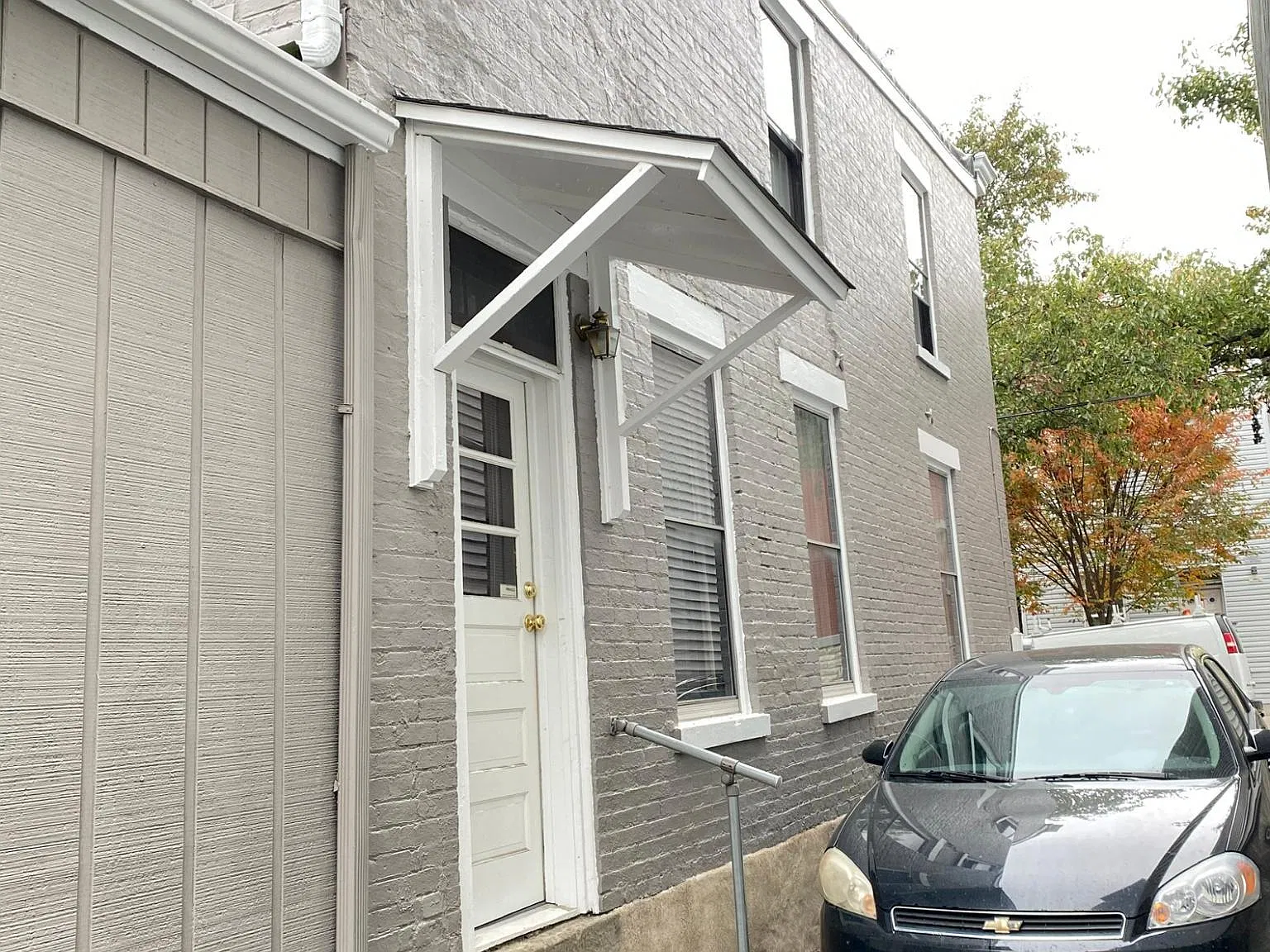 315 Emming St — Photo 2