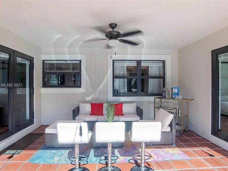 11798 SW 51st Ct — Photo 32