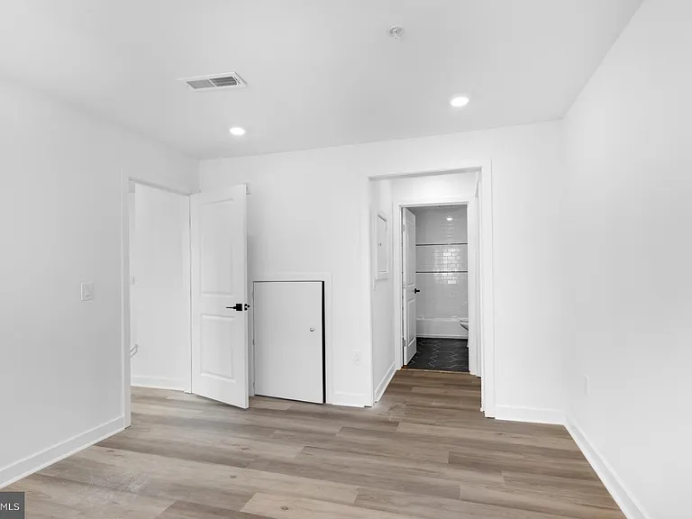 1116 S 7th St #2 — Photo 12