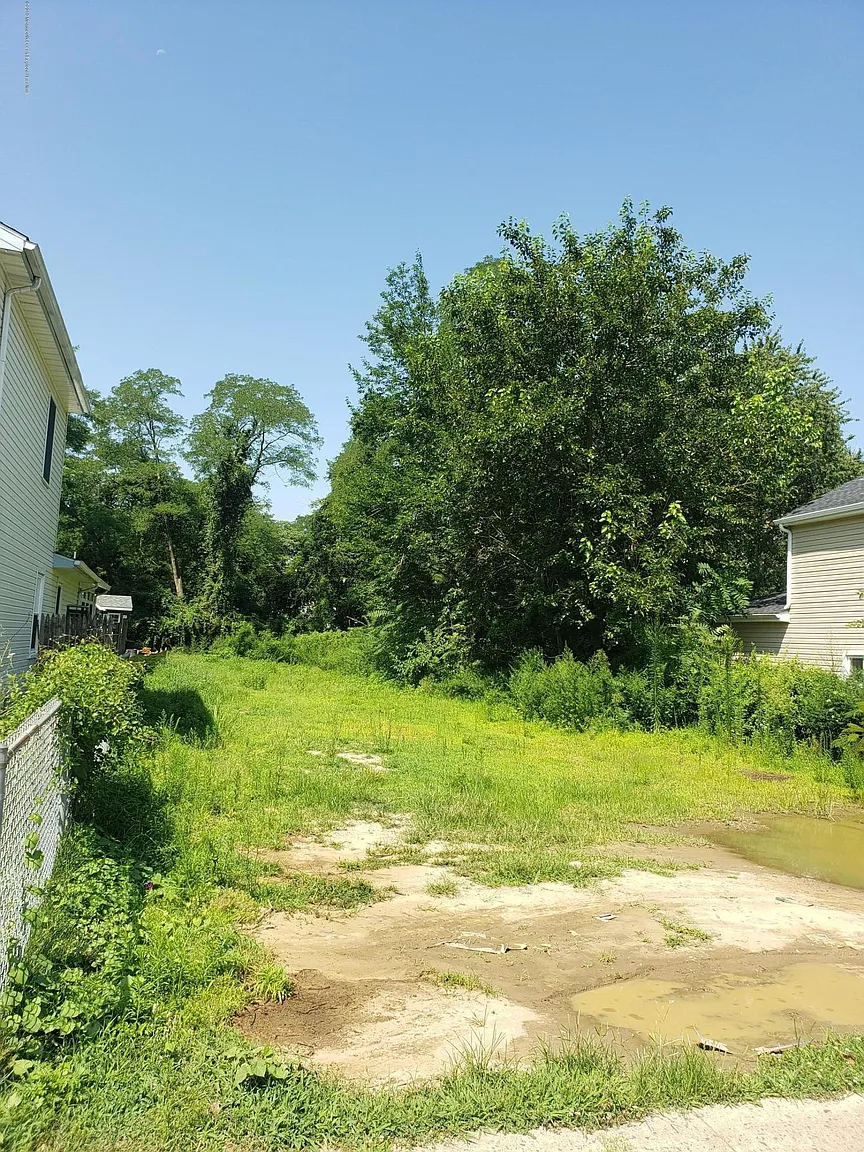 62 Fulton St photo 1