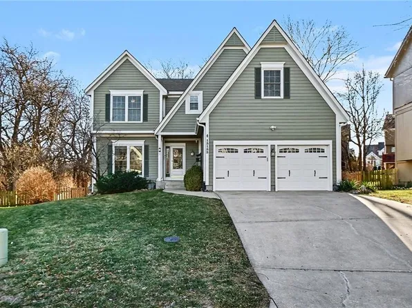 13153 Benson St, Overland Park, KS 66213