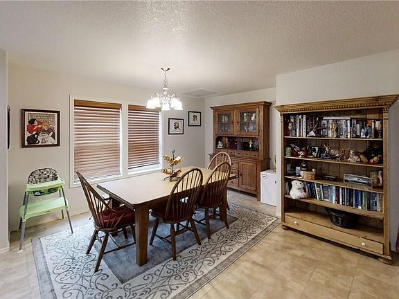 4th image of 3608 Andress St NE