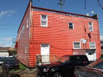 2nd image of 432 Burton St SW