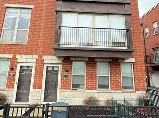 338 E 25th Pl, Chicago, IL 60616